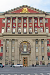 Мэр Москвы и Мосгордума будут избираться сроком на 5 лет. Нововведение не коснется Ю.Лужкова