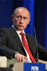 Либерал Путин. Российский премьер предостерег Запад от чрезмерного огосударствления бизнеса в период кризиса