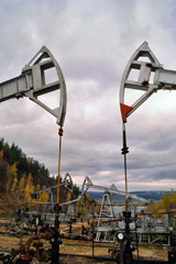 Нефтяников взбодрили совещанием и обнадежили обещаниями